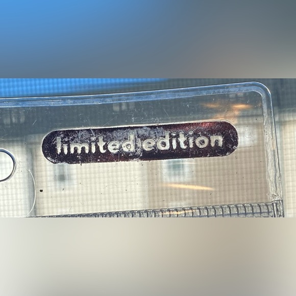 Hello Kitty Nail File Trio Limited Edition - Picture 9 of 10